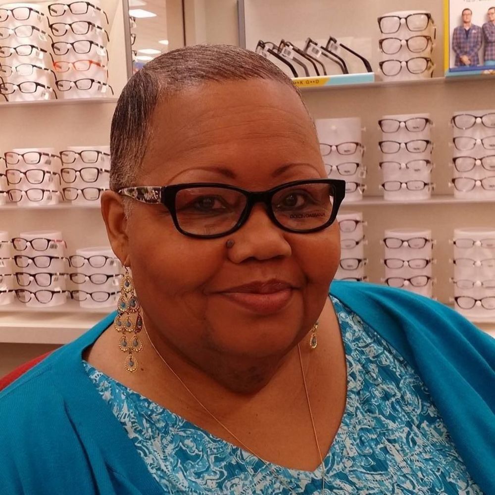 Meet your Posher, Brenda